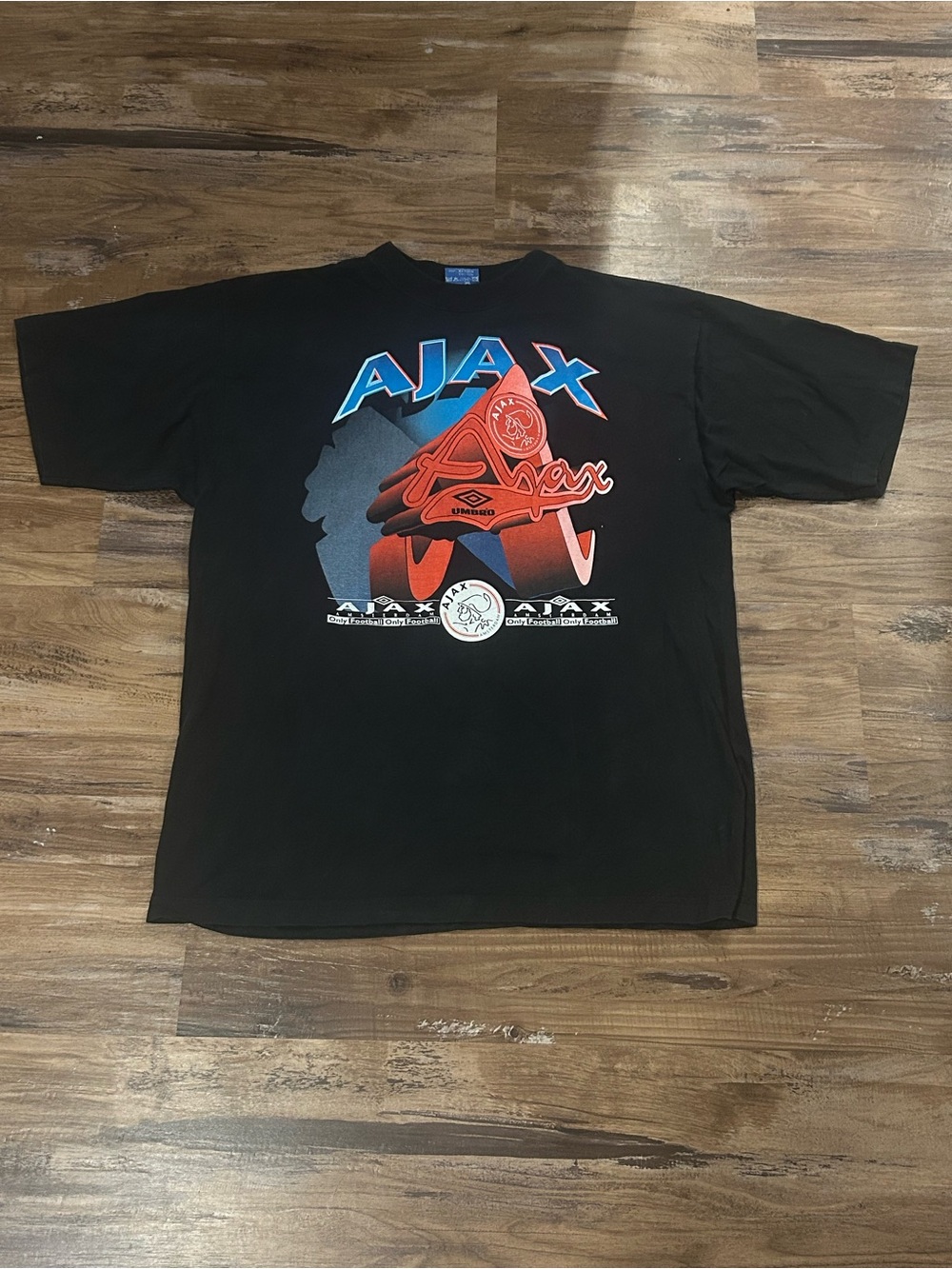 Vintage Ajax Amsterdam Netherlands Soccer Football Tee Size XL Lightly Worn